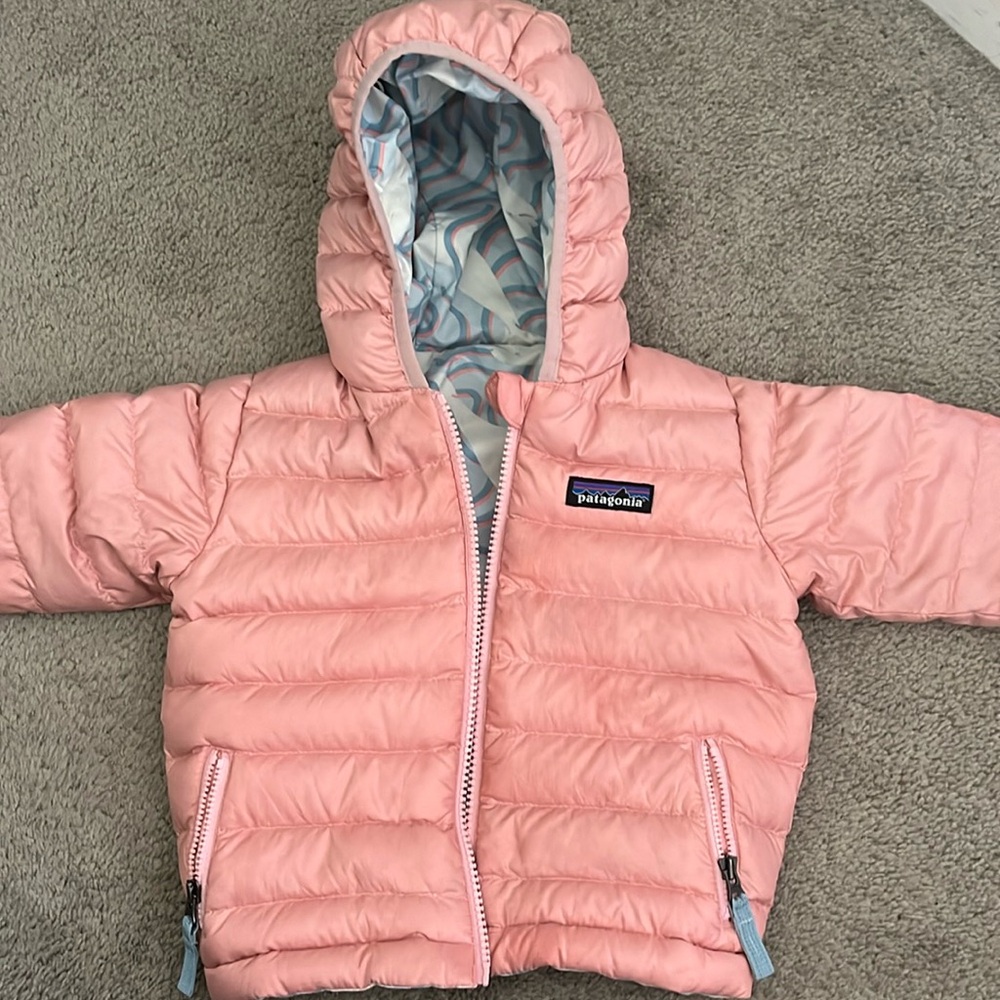 Patagonia reversible baby girls puffer jacket.